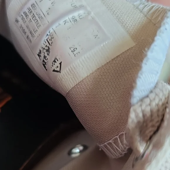 Off-White Canvas Converse Chuck Taylor All Star CX Ex - Picture 5 of 6